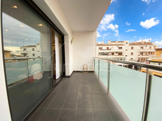 Appartement moderne et meublé à Empuriabrava