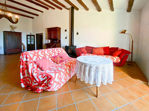 Maison traversante au coeur du village de Vilamaniscle, Espagne