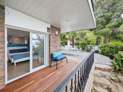 Appartement vue mer avec grande terrasse et garage à Rosas