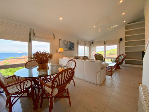 Grande villa vue mer à 300m de la plage à Roses, Costa Brava