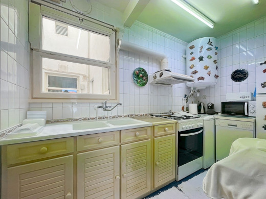 Wohnung in erster Meereslinie im obersten Stockwerk in Roses
