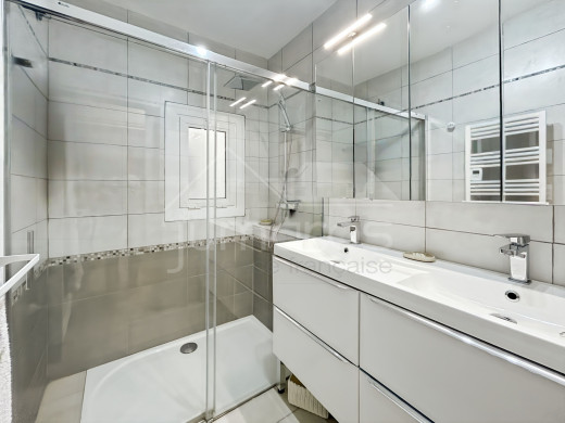 Appartement rénové avec terrasse et vue dégagée à Mas Oliva, Roses