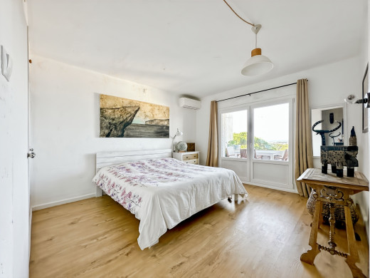 Haus mit Meerblick und touristischer Lizenz im mediterranen Stil in L'Escala