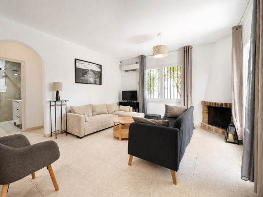 Villa avec piscine, garage et licence touristique à Empuriabrava