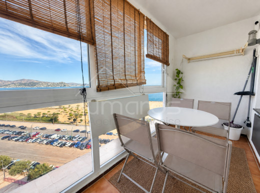Appartement en première ligne de mer avec vue panoramique à Empuriabrava