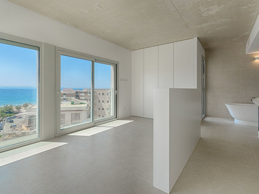 Edificio de nueva construcción con apartamentos a partir de 480.000 € en Roses.