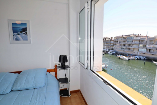 Appartement 1 chambre vue canal et terrasse