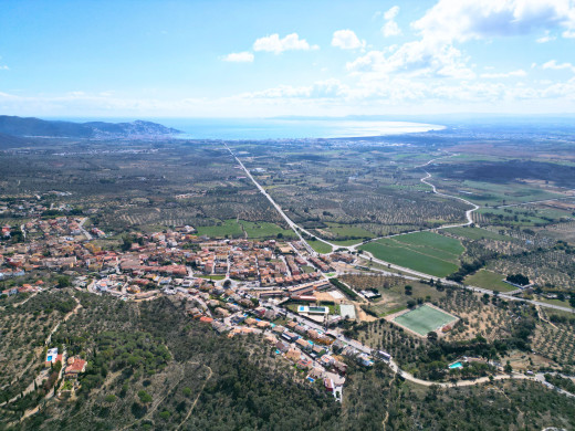 Mas classé entièrement rénové à Palau-Saverdera