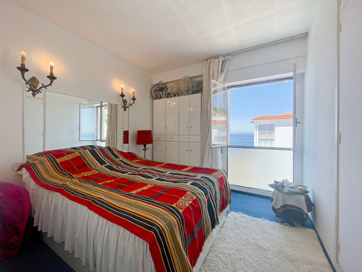 Wohnung in erster Meereslinie im obersten Stockwerk in Roses