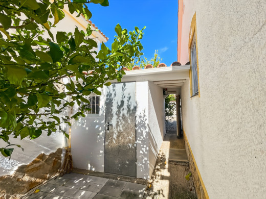 Maison à Empuriabrava avec jardin et garage