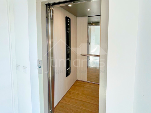 Neue Wohnung, 400m vom Strand entfernt in Roses