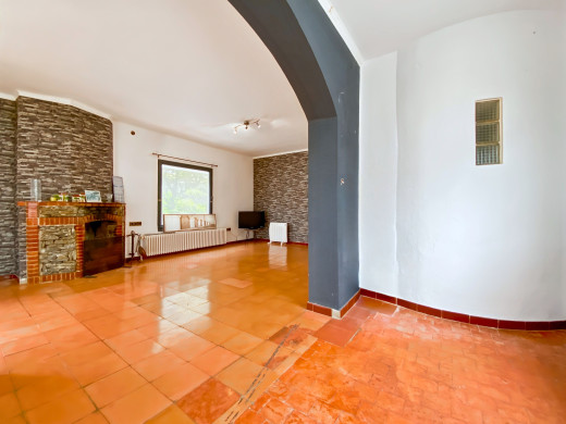 House in Canyelles, 50 metres from the beach and 5 private parking spaces