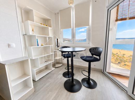 Appartement en première ligne de mer avec vue panoramique à Empuriabrava