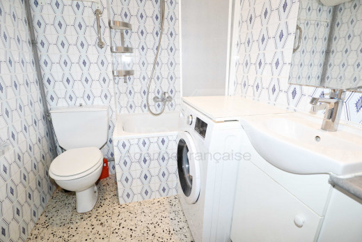 1ère ligne mer avec grande terrasse et 2 chambres
