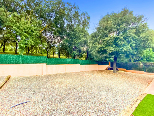 Maison avec piscine et grand jardin à Avinyonet de Puigventós