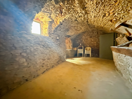 Traditional Catalan masia for sale in L'Escala, Costa Brava