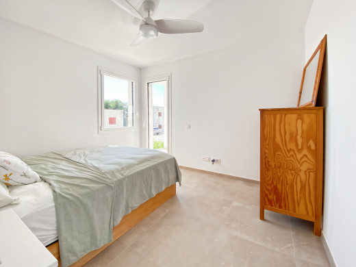 Maison neuve vue mer à Canyelles, vendue clés en main