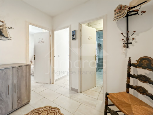 Appartement rénové avec terrasse et vue dégagée à Mas Oliva, Roses