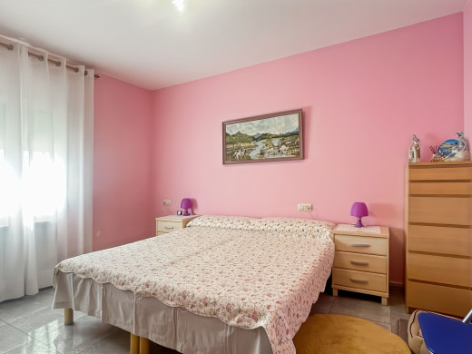 Haus mit Pool und Garage in der Nähe von Figueres, in Llers