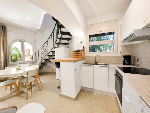 Villa avec piscine, garage et licence touristique à Empuriabrava