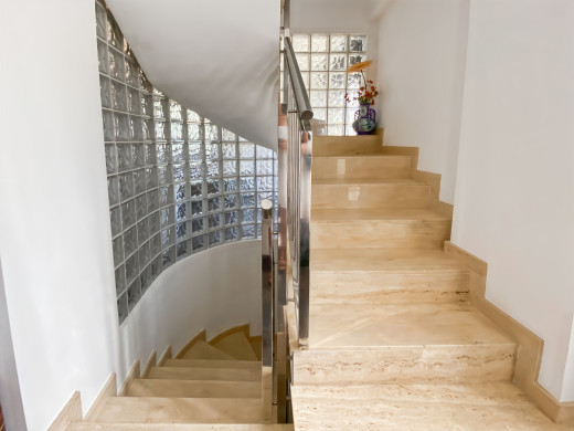 Haus mit Pool und großer Garage in L'Escala