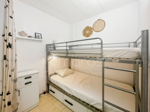 Appartement rénové avec parking à Empuriabrava