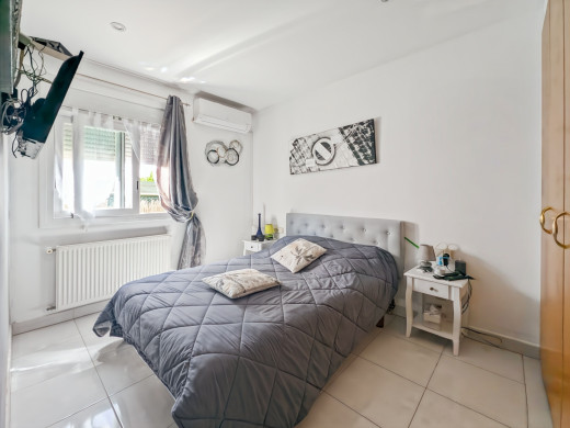 Freistehendes Haus mit 3 Schlafzimmern, Terrasse und Garage in Pau