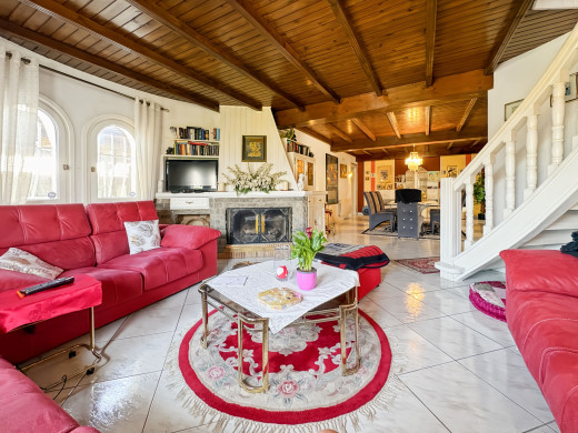 Villa with private mooring and boat garage in Empuriabrava