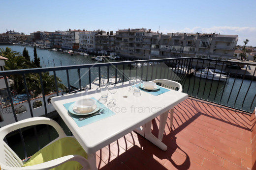 Appartement 1 chambre vue canal et terrasse