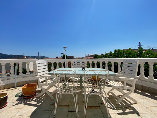 Belle maison avec piscine dans un quartier calme à Mas Boscà, Roses