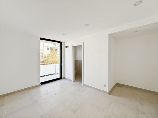 Casa con amarre privado, obra nueva, en Empuriabrava
