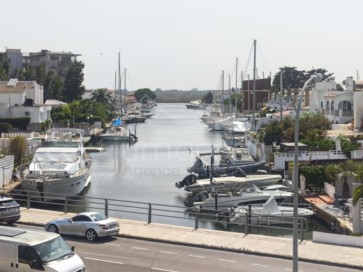 Appartement vue canal à Santa Margarita