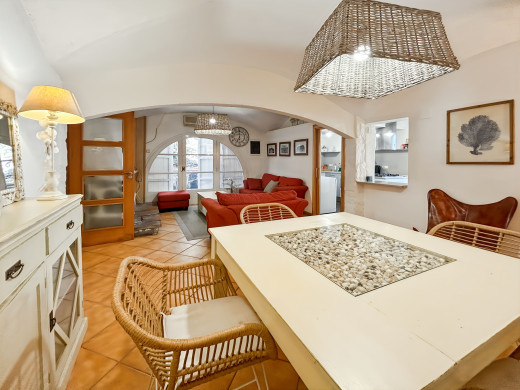 Maison avec vue mer et licence touristique à Llançà