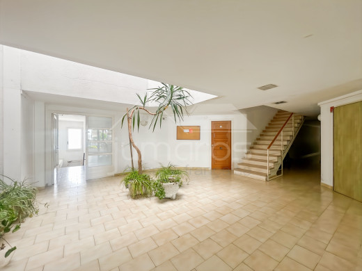Appartement rénové avec parking à Empuriabrava