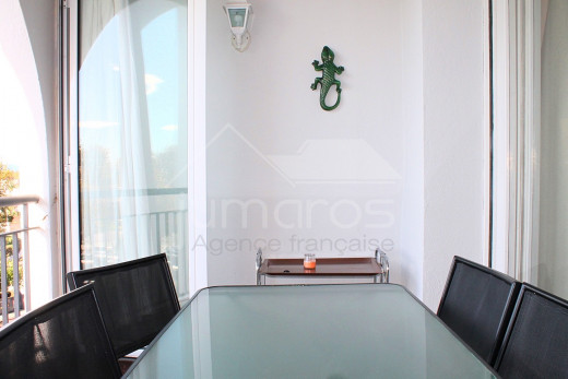 Duplex avec vue sur la mer et le canal