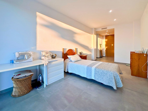 Villa moderne construite en 2020 à Empuriabrava
