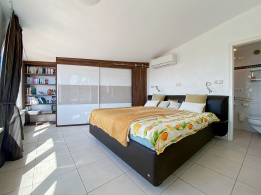 Villa avec de magnifiques vues mer et appartement indépendant à Mas Fumats, Roses