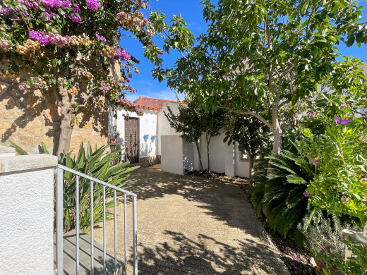 Maison à Empuriabrava avec jardin et garage
