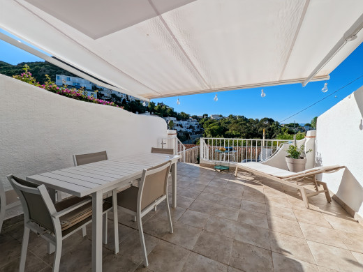 Casa con vistas al mar en venta en Almadrava