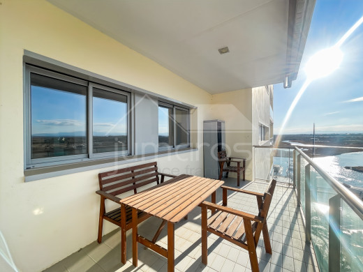 Appartement au canal avec piscine et parking privé à Roses