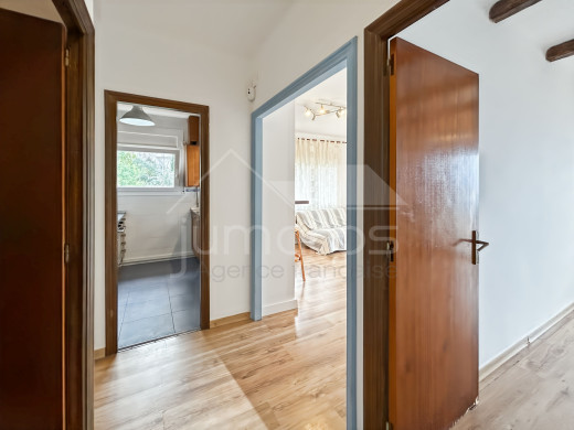 Helle Wohnung mit Meerblick in Roses
