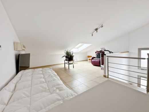 Haus mit 4 Schlafzimmern und Garage in Vic zu verkaufen