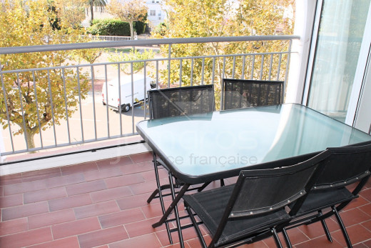 Duplex avec vue sur la mer et le canal