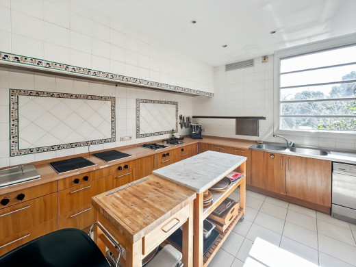 High-end villa with large garden and indoor swimming pool in Roses