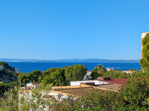 Casa con vistas al mar en venta en Almadrava