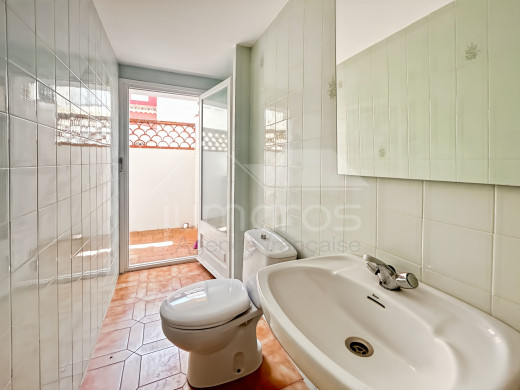 Grand appartement à Gran Reserva, à 300m de la plage, parking privé
