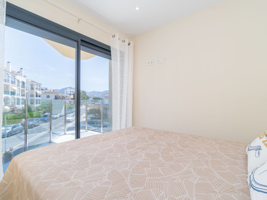 Appartement avec terrasse couverte