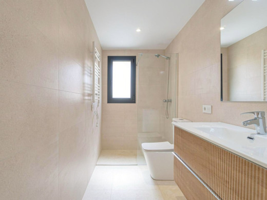 Atico con 2 habitaciones cerca de la playa