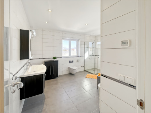 Villa in Empuriabrava mit Pool, nahe dem Strand und dem Stadtzentrum