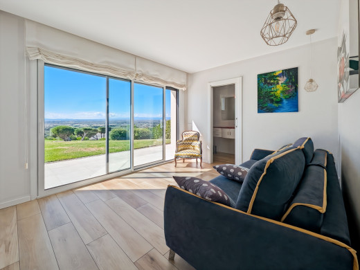 Villa de plain-pied avec vue mer, dans le meilleur quartier de l’Alt Empordà